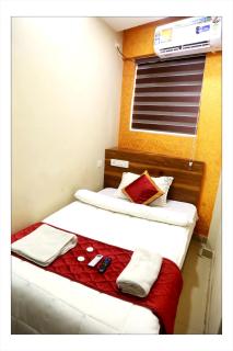 New Aliyans Hotel & Restaurant - Kochi - 7