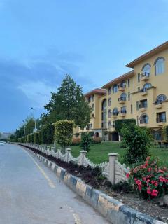 Penthouse Loft - Rawalpindi - 6
