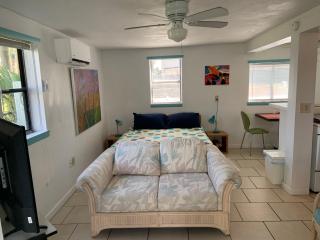 Sea Oats Studio - At Casas de la Playa Central - Flagler Beach - 4