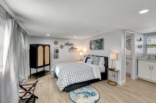 Cozy Cottage 5 Min to Beach - Perfect for Couples - Delray Beach - 2