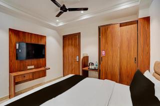 OYO Hotel Signature BNB - 1
