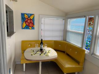 Las Palmas Cottage at Casas de la Playa - Central In the Heart of Downtown and Steps to the Beach! - Flagler Beach - 1