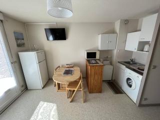 Studio à 400m des plages - 3 couchages - Garage inclus - FR-1-738-50 - Saint-Palais-sur-Mer - 0