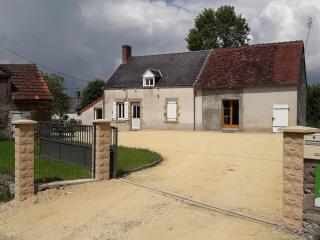Maison Indépendante avec Jardin Sud Berry - FR-1-591-751 - 0