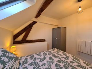 Maison Indépendante avec Jardin Sud Berry - FR-1-591-751 - 2