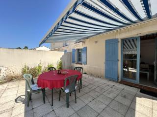 Pavillon près de l'océan avec piscine chauffée sécurisée - FR-1-224C-355 - 2
