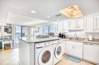 Oceanfront Waterpointe 1 Unit 907 Sleeps 6 Balcony Pools Free Parking - North Myrtle Beach - 8
