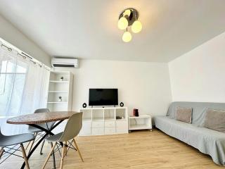 50 from the beaches Pretty studio in the center of Juan les Pins - Antibes - 7