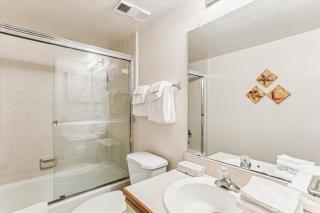 Ocean Village Club O33 - 3