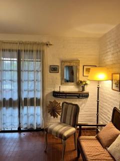 Alucinante Casa con Casita de Te, Pileta y Parrilla - Yerba Buena - 6