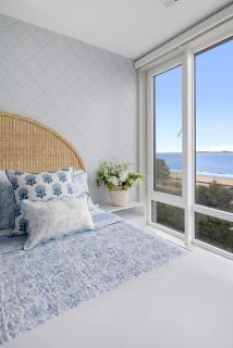 The Boston Beach House - 3