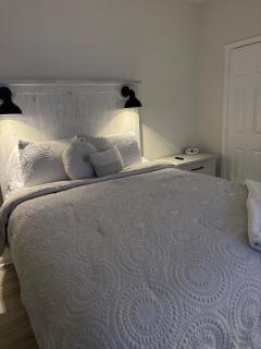 Luxury 2 bed 2 bath pool view - Houston - 8