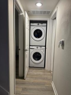 Luxury 2 bed 2 bath pool view - Houston - 2