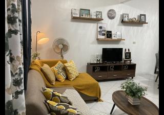 Bahay-Kapehan sa Villa - Tambo - 6