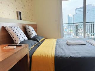 HuaikhwangMRT light luxury apartment sky pool - 5