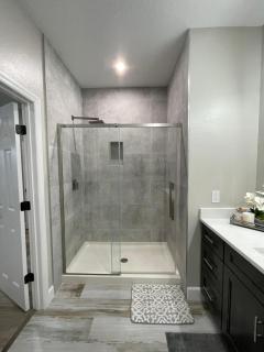 Gated 3BR 3BA Townhome Near Disney w Pool and Gym - 6