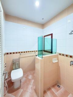 Spacious 2 Bedroom House In City Centre - Hua Hin - 7