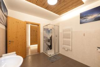 Luxalpine Haus Alpenkönigin Ferienwohnungen mit Naturpanorama inklusive Stubai Super card - Neustift im Stubaital - 1