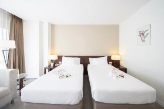 Golden Crown Grand Hotel - 5