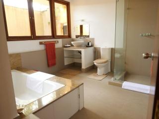 Clare's Home - Kandy - 4