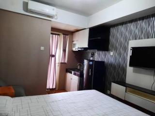 Apartement Green Lake View Ciputat By NamRoom - Pondokcabe Hilir - 5