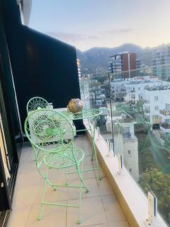 Classy Escape Girne Central,High Speed WiFi Sea Views - Cirénia - 9