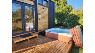 Vilasini Hut by Tiny Away - Great Horkesley - 5