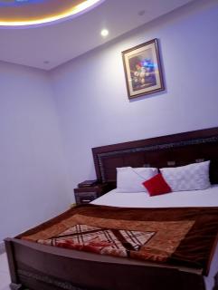 ROYAL HAYAT hOTEL - Lahore - 6