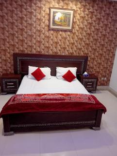 ROYAL HAYAT hOTEL - Lahore - 8