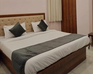 Hotel Regal Crown - Jaipur - 3