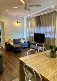 Hove Smart Stay, Attached 2 bed apartment flat - Brighton - 0