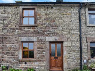 Hill View Cottage - 1