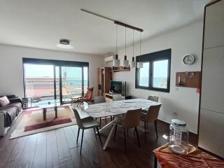 Apartman Seaside - Dobra Voda - 1