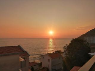 Apartman Seaside - Dobra Voda - 0
