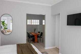 18 on Leipoldt - Bloemfontein - 4