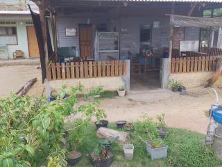 Bunda Homestay and Garden Warung - 9