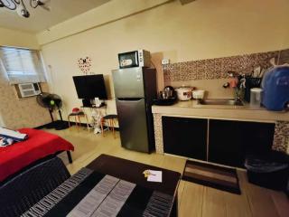 102 Plaza overlooking room - Cupang - 8