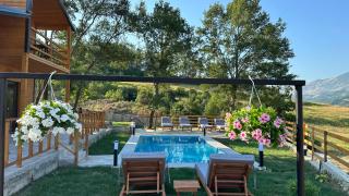 Green Oasis - - 6
