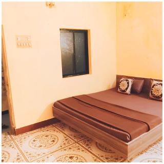 Hotel Yuvraj AC OR NON AC BOTH ROOM Dwarka Gujrat - Dwarka - 8
