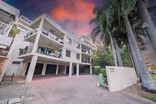Beachside 2 bed 2 bath unit - Townsville - 8