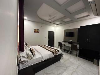Hotel Aaradhya Residency - 2