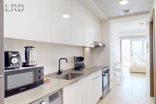 Chic and Aesthetic Studio! Move-In Ready - 7