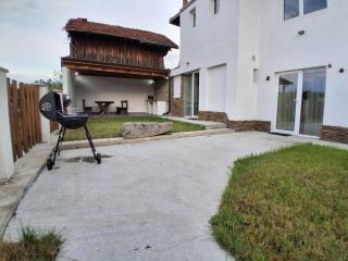 Апартаменти Белчини - Dobrinishte - 1