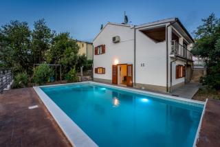 Nice apartment with private heated pool in Villa Lahor - Seget Vranjica - 5