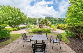 Bellissimo Hotel, Trademark by Wyndham Near Foxwoods Casino - North Stonington - 0