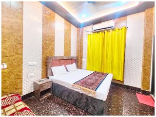 HOTEL NAMO G AYODHYA Near Saryu River - 400 Meter Walking Distance From Shree Ram Mandir & Hanuman Garhi Temple - #Wi-fi #Restaurant #Parking Facilities #Prime Location - Best Seller Hotel In AYODHYA - Ayodhya - 1