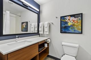 Everhome Suites El Paso Airport near Fort Bliss - El Paso - 1