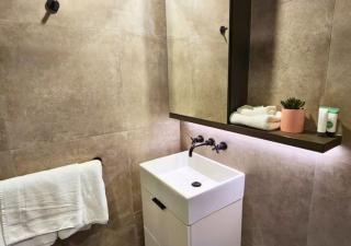 Comfy 1 Bedroom Apartment with WiFi and Parking - Brisbane - 4