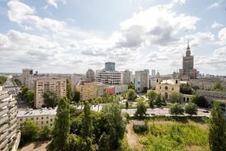 Warsaw 14th Floor View Apartment by BookingHost - Warsaw - 3