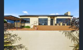 Beachfront House near Hobart - Howrah - 3
